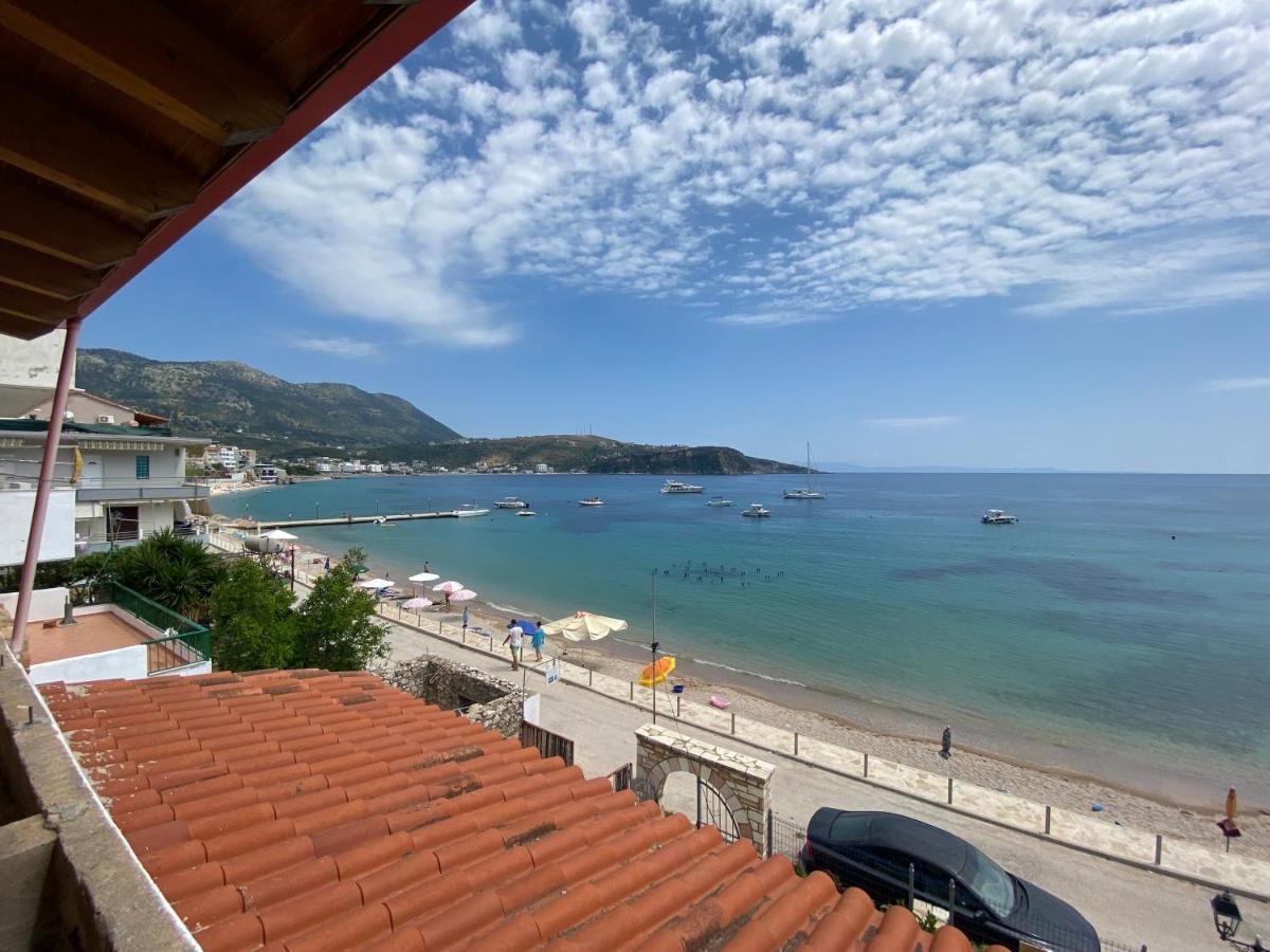 Angelview Apartments Himare Exterior photo